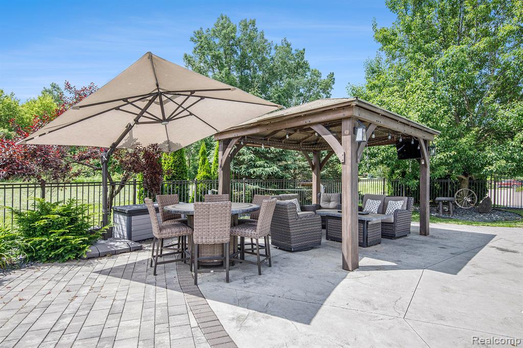 8670 Country Manor Drive, Bruce, MI 48065 — Photo 44