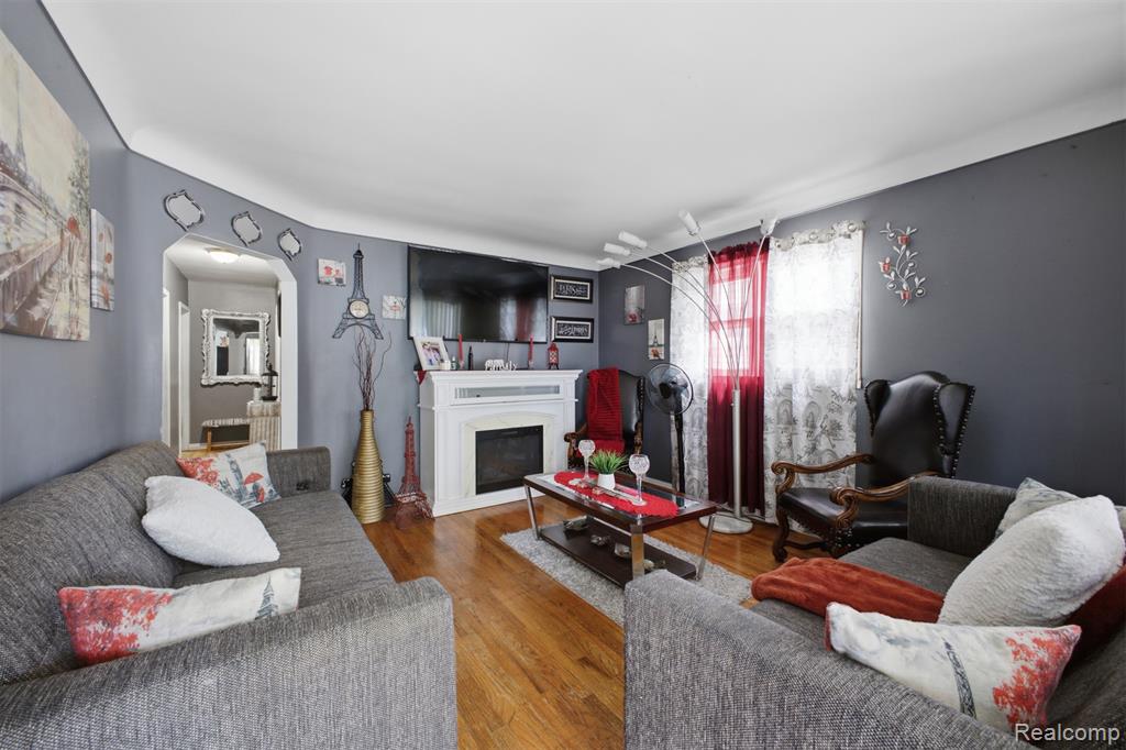 439 Cleveland Avenue, Lincoln Park, MI 48146 — Photo 3