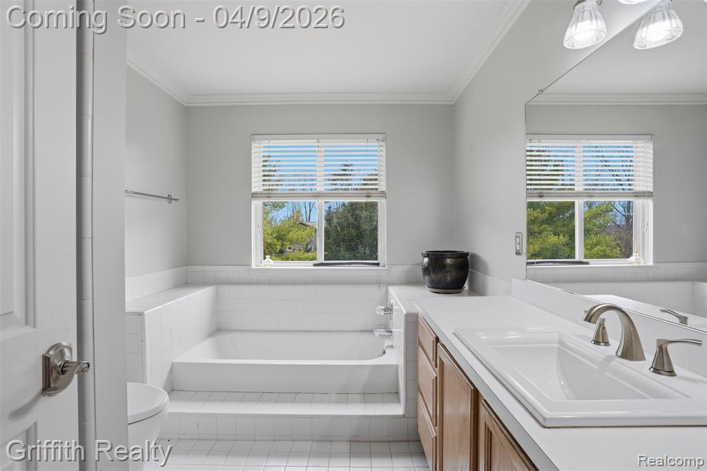 938 Meadowbrook Court, Milford, MI 48381 — Photo 31