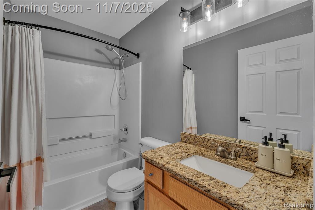 8522 Berkshire Drive, Ypsilanti, MI 48198 — Photo 31