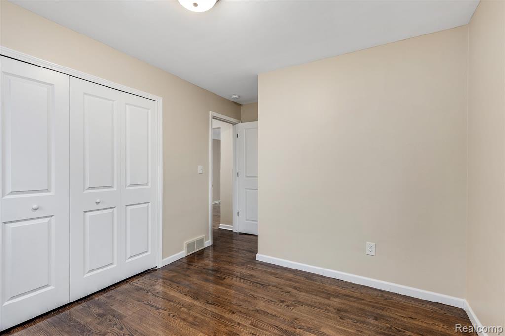 4481 MARLOW Drive, Warren, MI 48092 — Photo 19