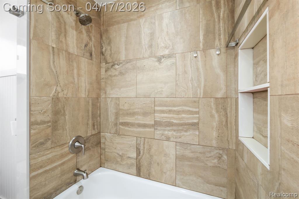 9913 Arcola Street, Livonia, MI 48150 — Photo 33