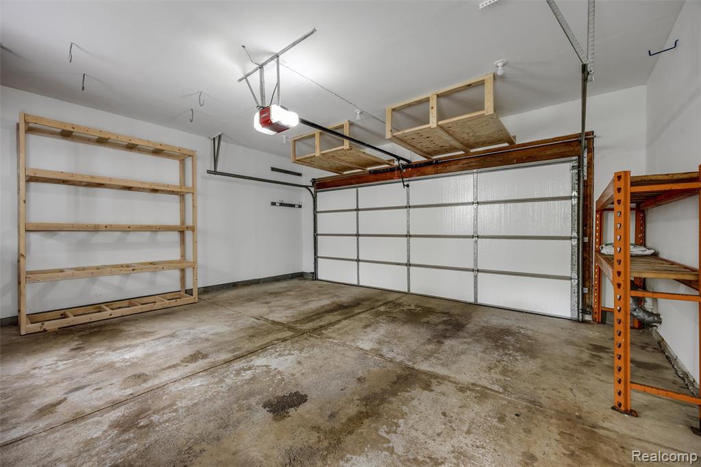 3600 Woodview Avenue, West Bloomfield, MI 48324 — Photo 30