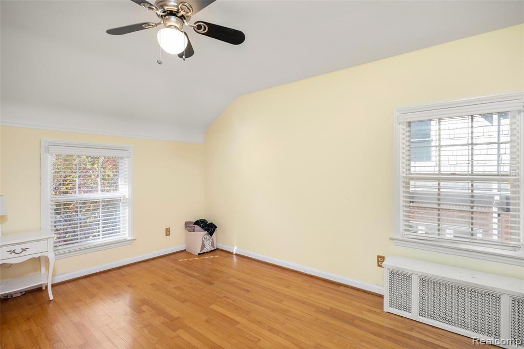 872 University Place, Grosse Pointe, MI 48230 — Photo 15