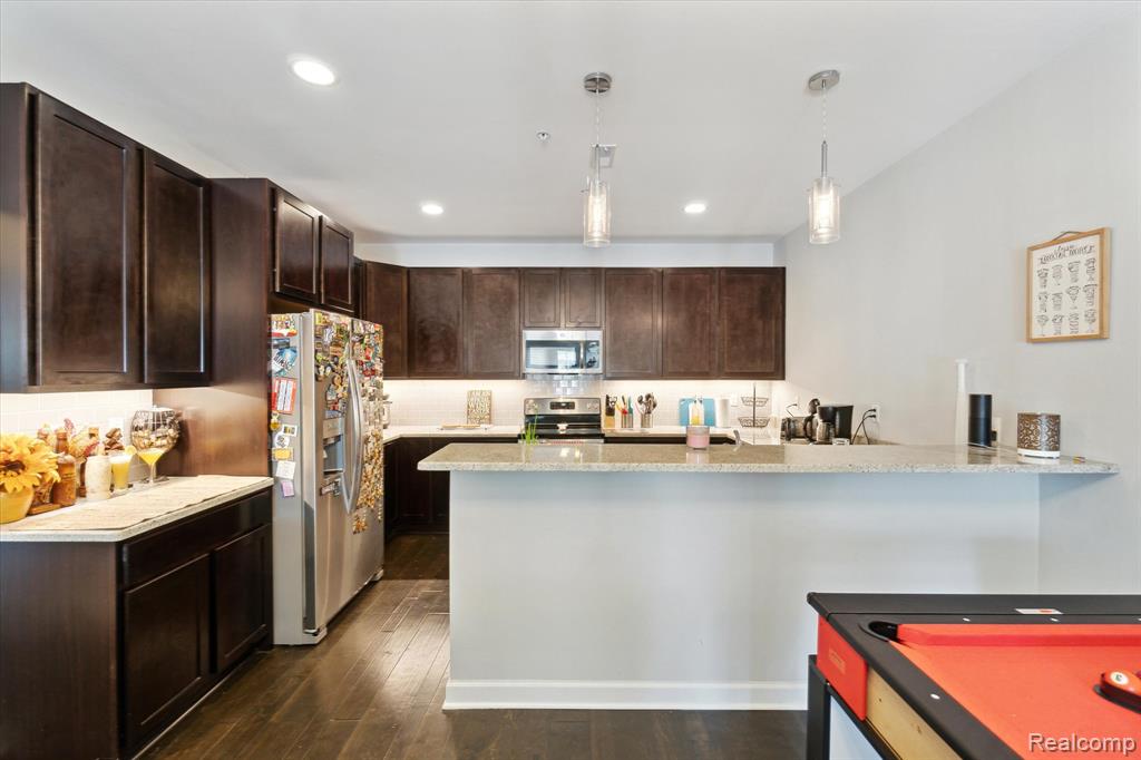 5662 Arbor Chase Drive, Ann Arbor, MI 48103 — Photo 8