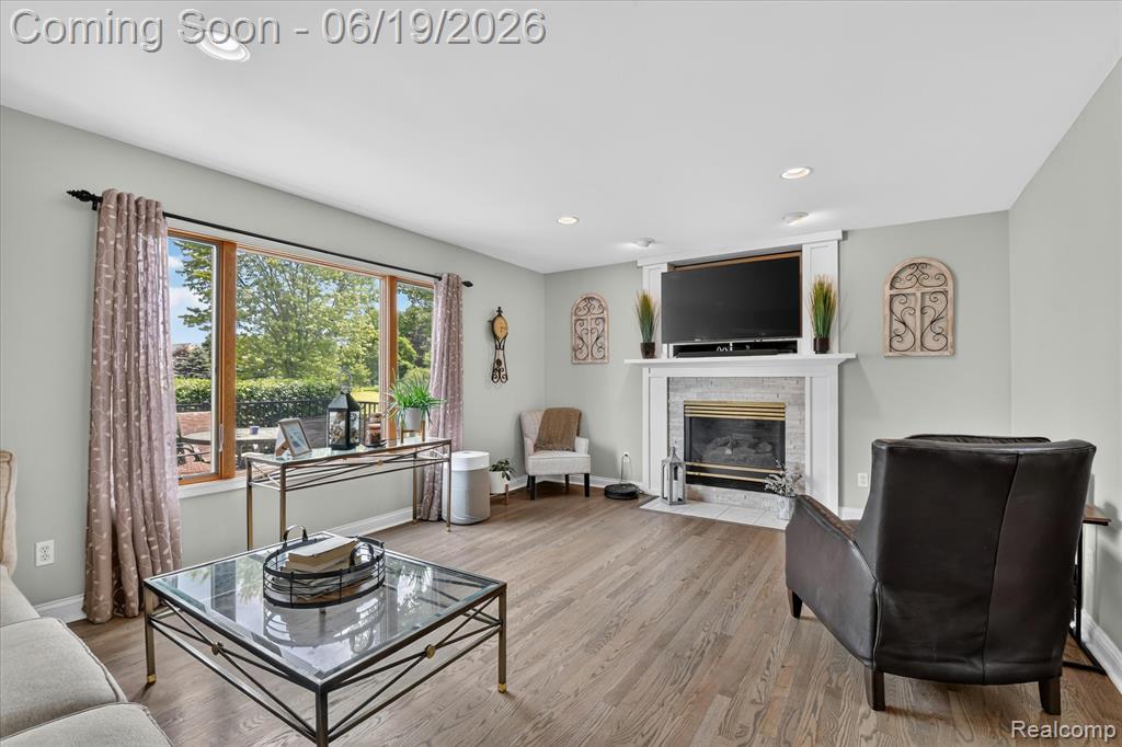 7040 McGuire Road, Fenton, MI 48430 — Photo 3