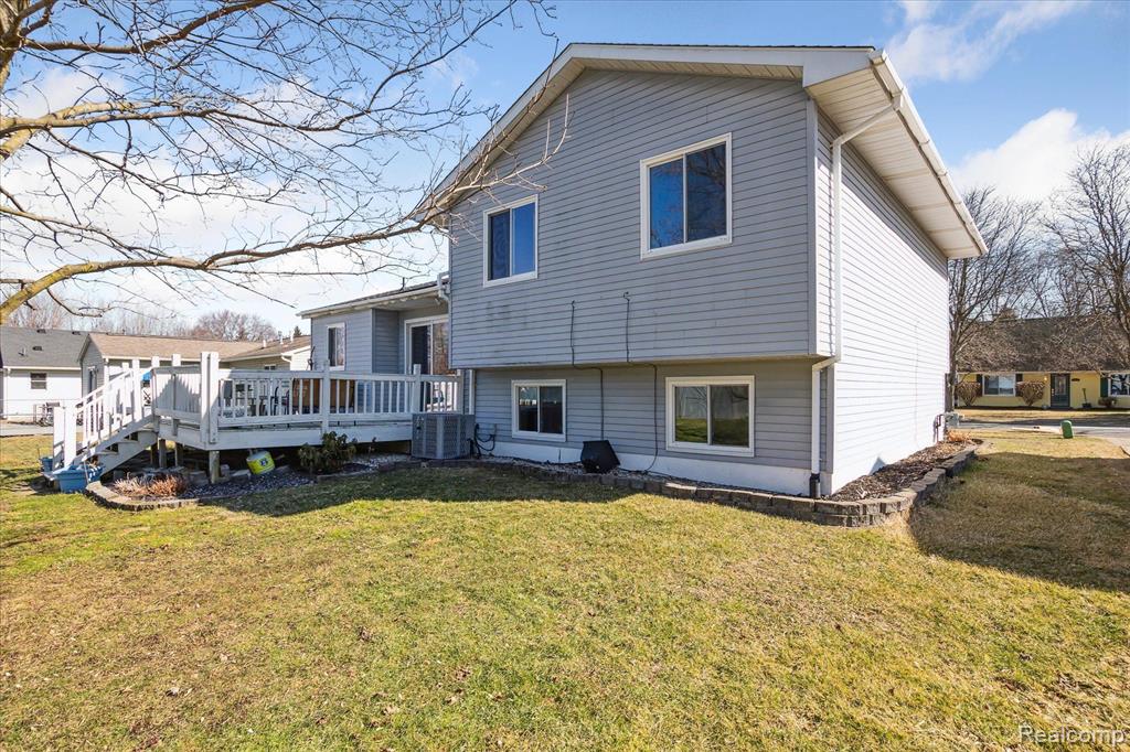 814 MEADOWLARK Lane, Howell, MI 48843 — Photo 42