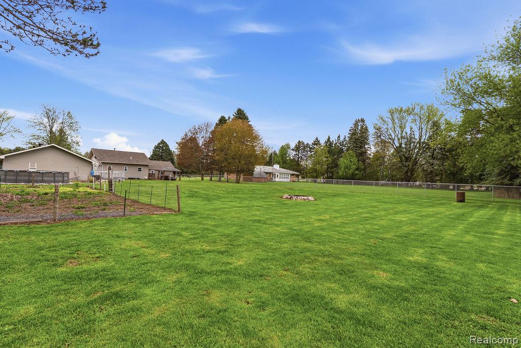 4246 S Durand Road, Durand, MI 48429 — Photo 37