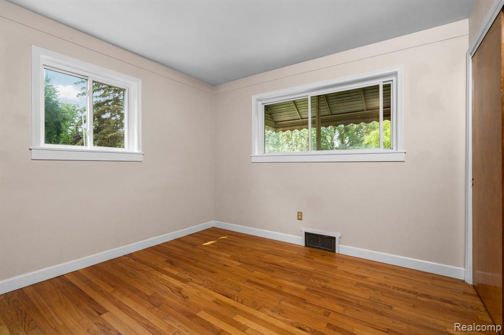 790 Friar Drive, Milford, MI 48381 — Photo 20