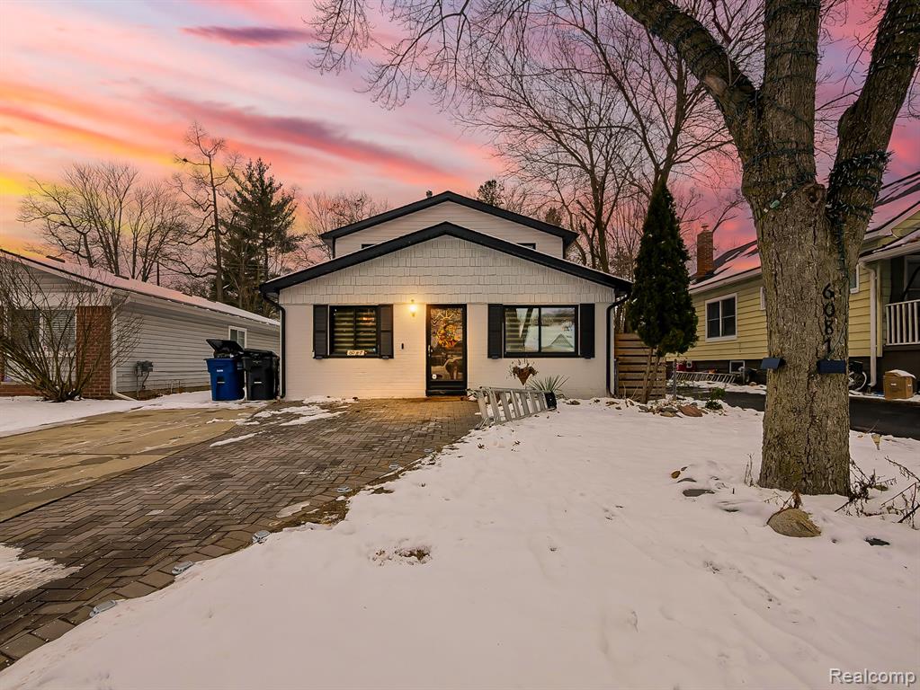 6087 N Parent Street, Westland, MI — front exterior