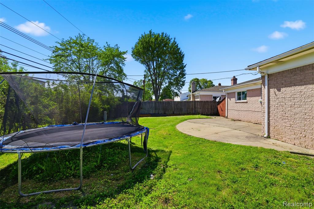 3418 Winterfield Drive, Warren, MI 48092 — Photo 44