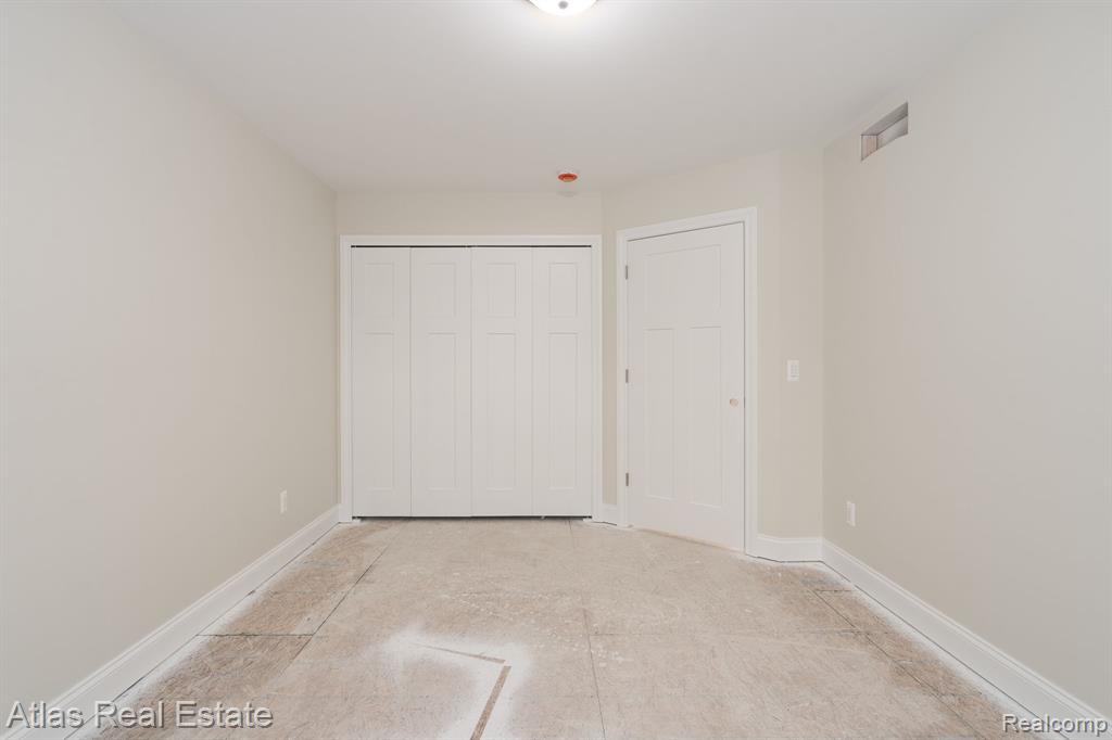 11289 Green Road, Goodrich Vlg, MI — Photo 36