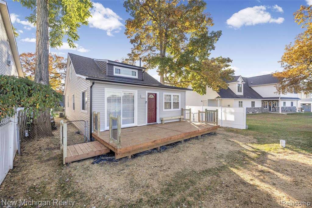 8665 Cooley Lake Road, Commerce Twp, MI 48382 — Photo 14