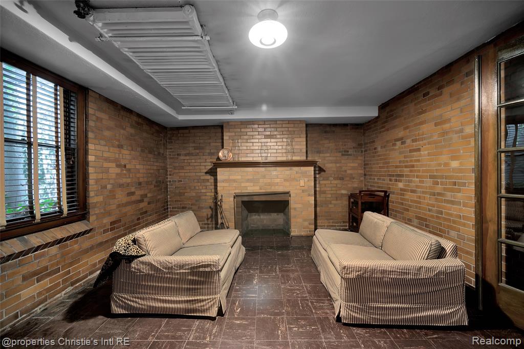 19635 Shrewsbury Road, Detroit, MI 48221 — Photo 55