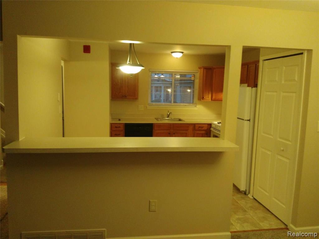 44575 SAVERY Drive, Canton, MI 48187 — Photo 10