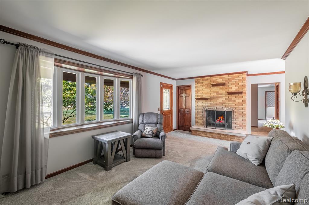 9336 E Bristol Road, Davison, MI 48423 — Photo 5