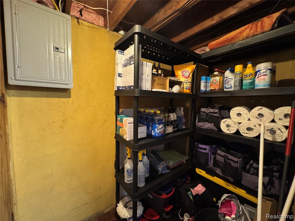 19156 Ash Avenue, Eastpointe, MI 48021 — Photo 59