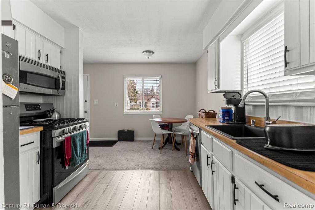27423 Groveland Street, Madison Heights, MI 48071 — Photo 14