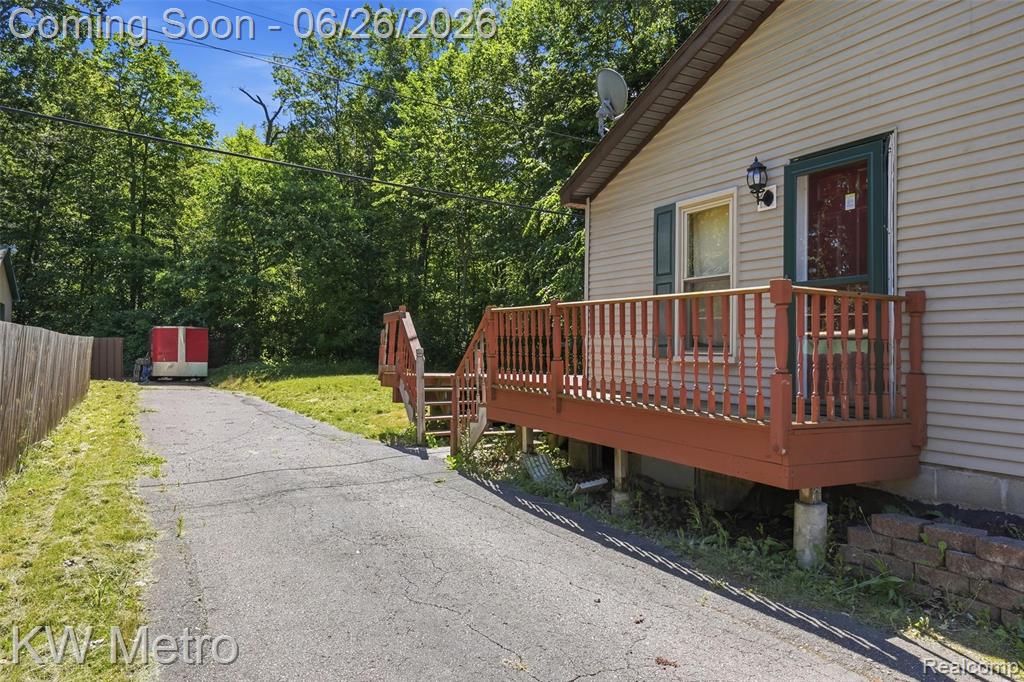 22733 Sumpter rd Road, Belleville, MI 48111 — Photo 31