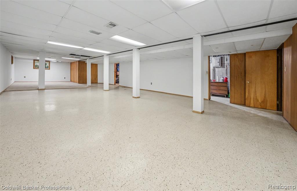 23305 N Rosedale Court, Saint Clair Shores, MI 48080 — Photo 29