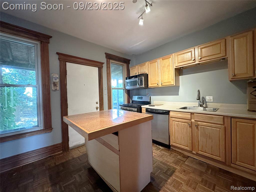 4345 Trumbull Street, Detroit, MI 48208 — Photo 32