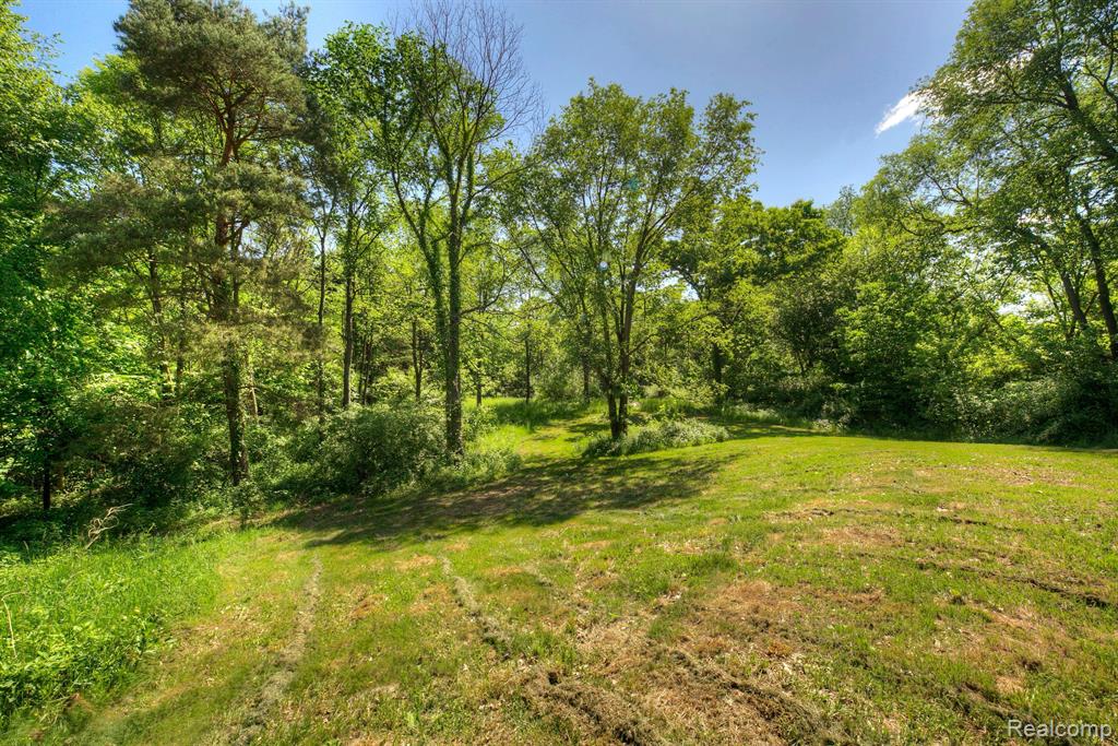 9600 Oakhurst Road, Holly, MI 48442 — Photo 27