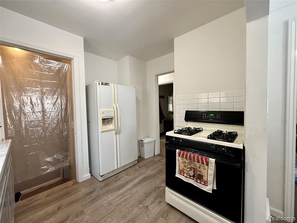 7313 Grandville Avenue, Detroit, MI 48228 — Photo 10