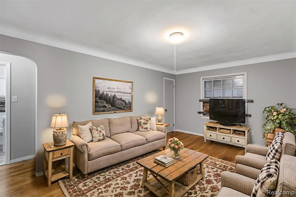 16446 E State Fair Street, Detroit, MI 48205 — Photo 5