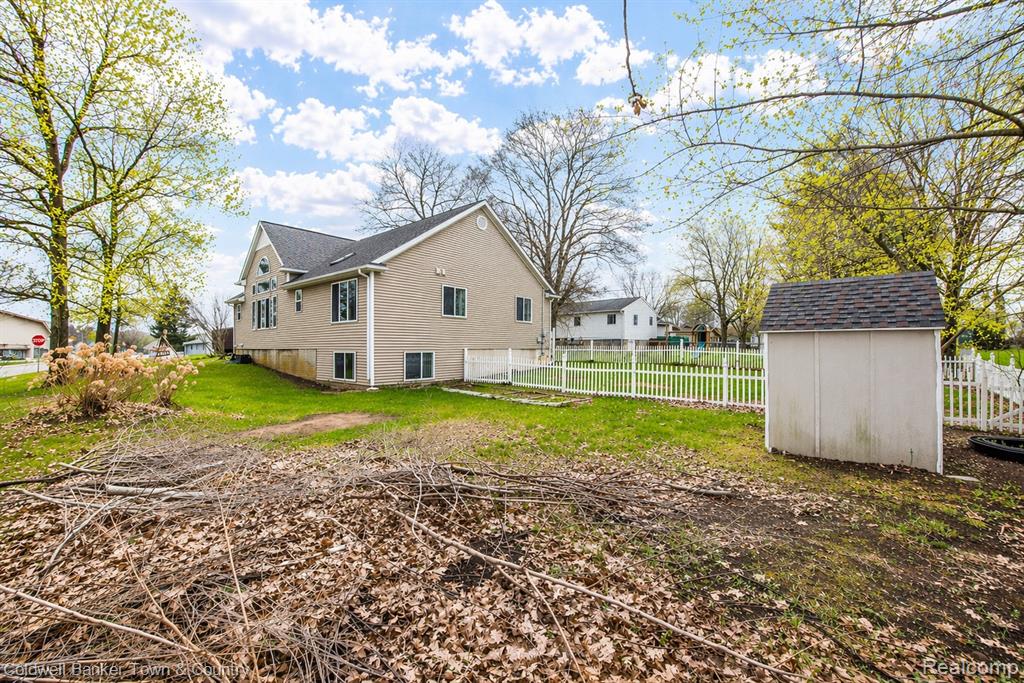 3268 Orchard Drive, Pinckney, MI 48169 — Photo 5