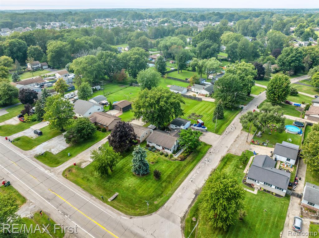 47787 JEFFERSON Avenue, Chesterfield, MI 48047 — Photo 6