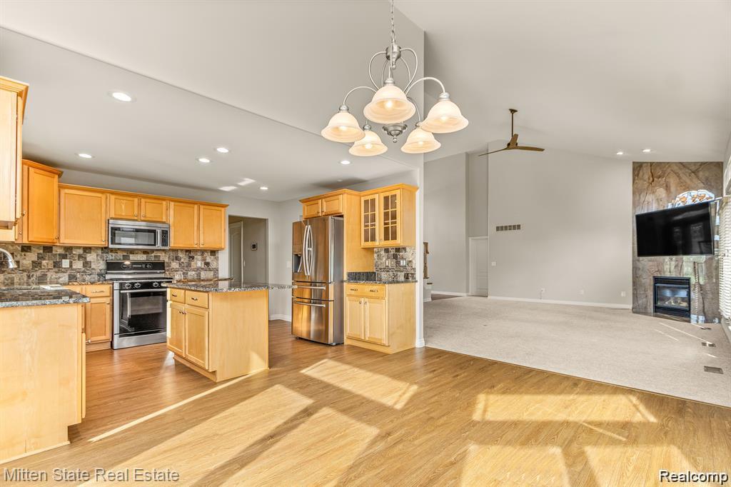 21254 Clayton Drive, Macomb, MI 48044 — Photo 40