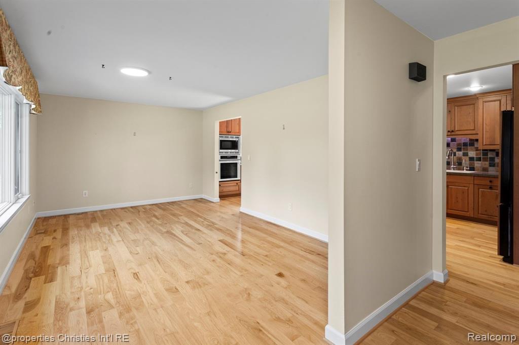 10525 LEEKE Road, Chelsea, MI 48118 — Photo 5