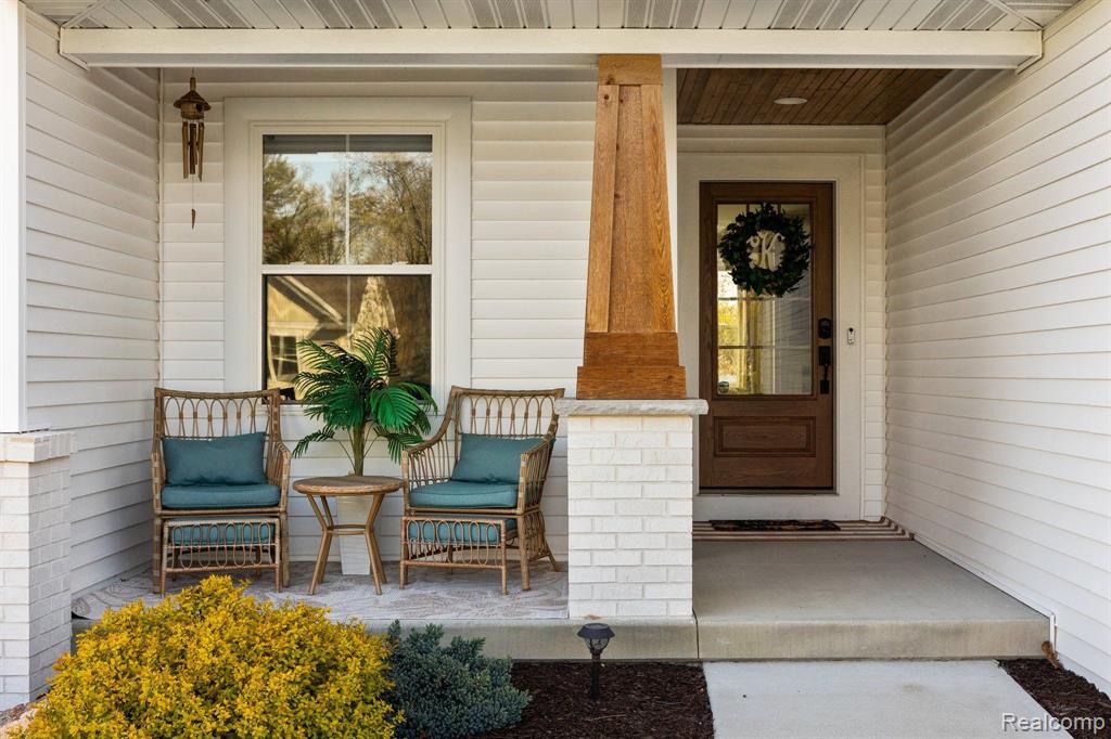 5310 FALCON Way, Midland, MI 48642 — Photo 5