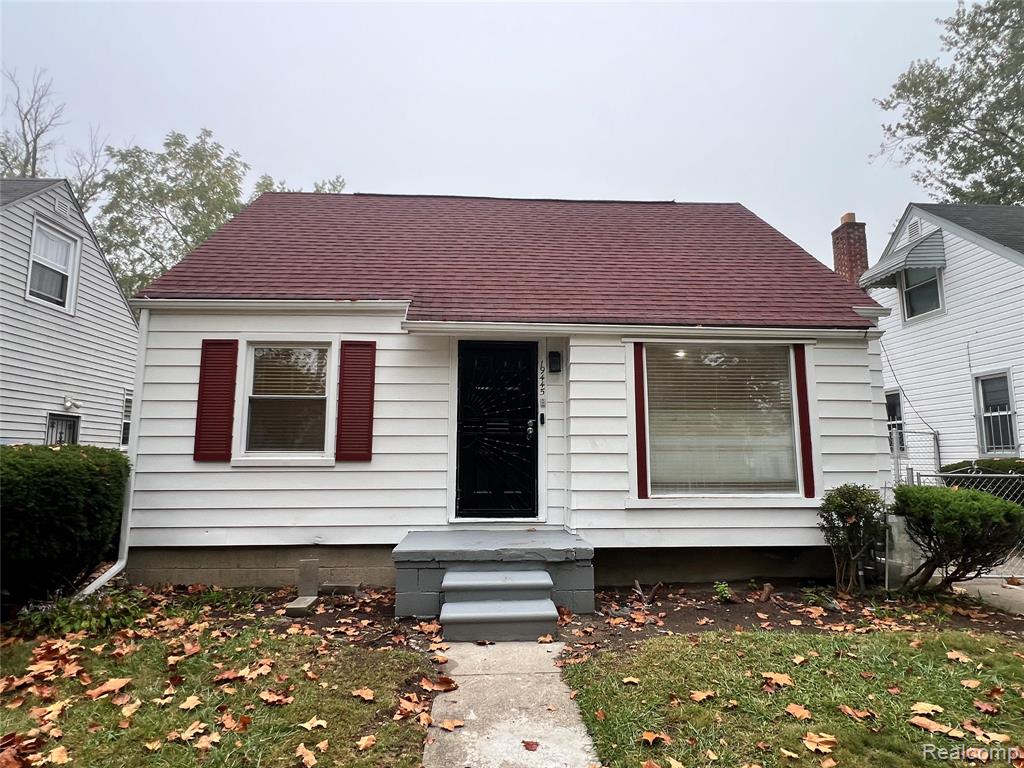 19445 Montrose Street, Detroit, MI 48235 — front exterior