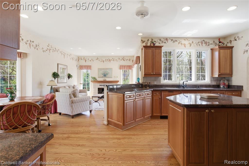 7520 Mistwood Drive, White Lake, MI 48383 — Photo 21
