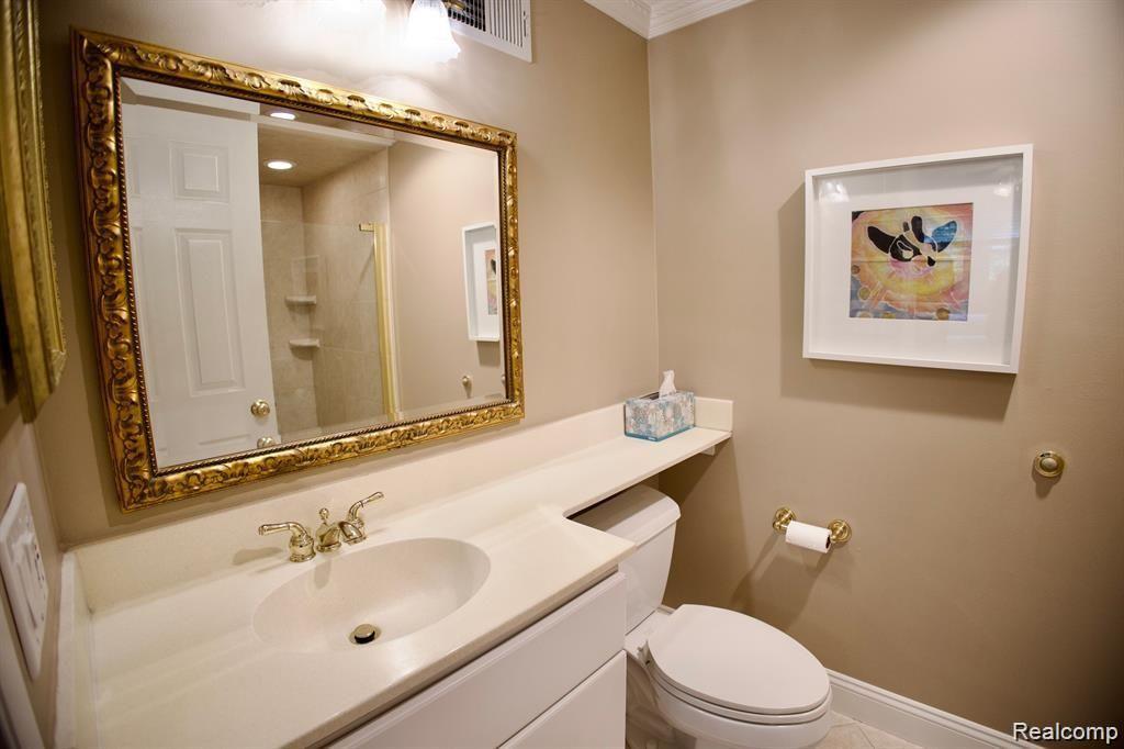 5234 BREEZE HILL, Troy, MI 48098 — Photo 22