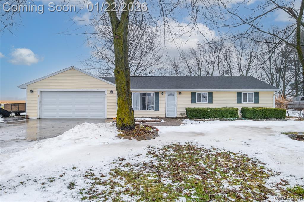 8221 Van Vleet Road, Gaines Vlg, MI 48436 — front exterior