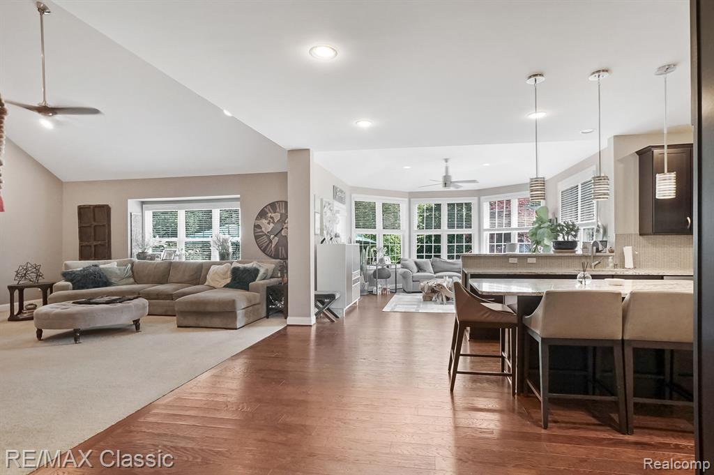 50757 CALVERT ISLE Drive, Novi, MI — Photo 26