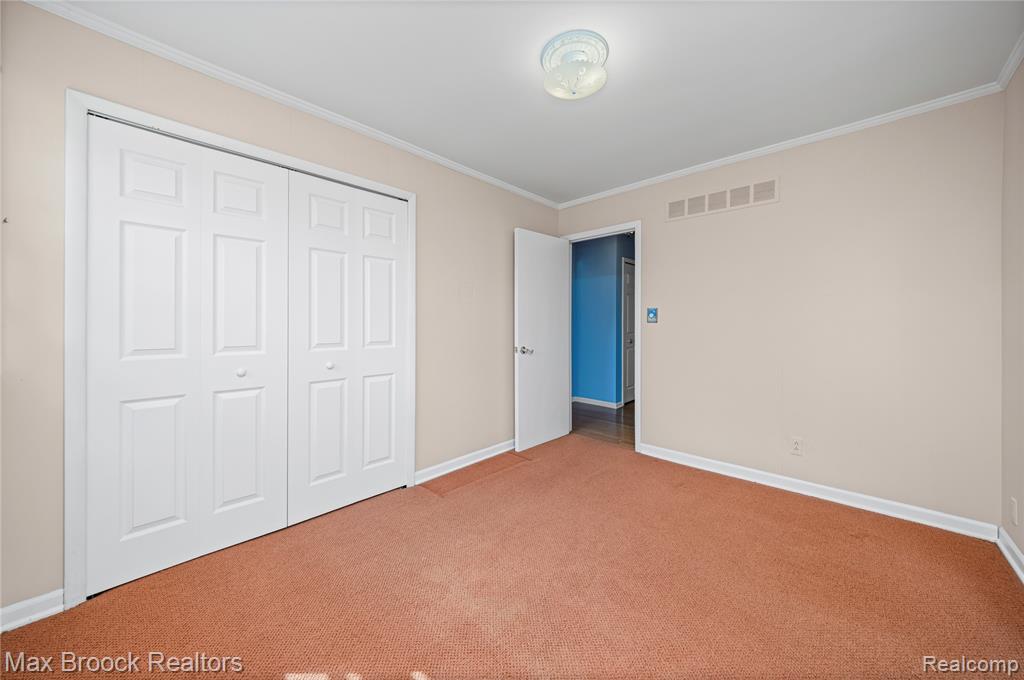 35550 Pleasant Valley Road, Farmington Hills, MI, 48331