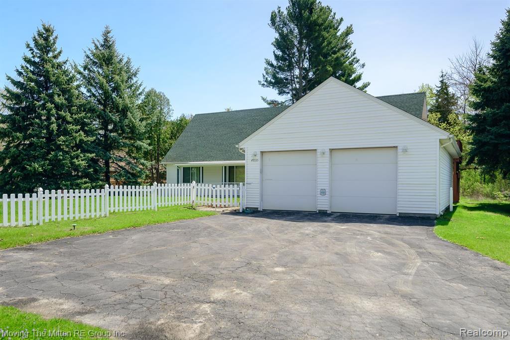 49335 WEAR Road, Belleville, MI 48111 — Photo 58
