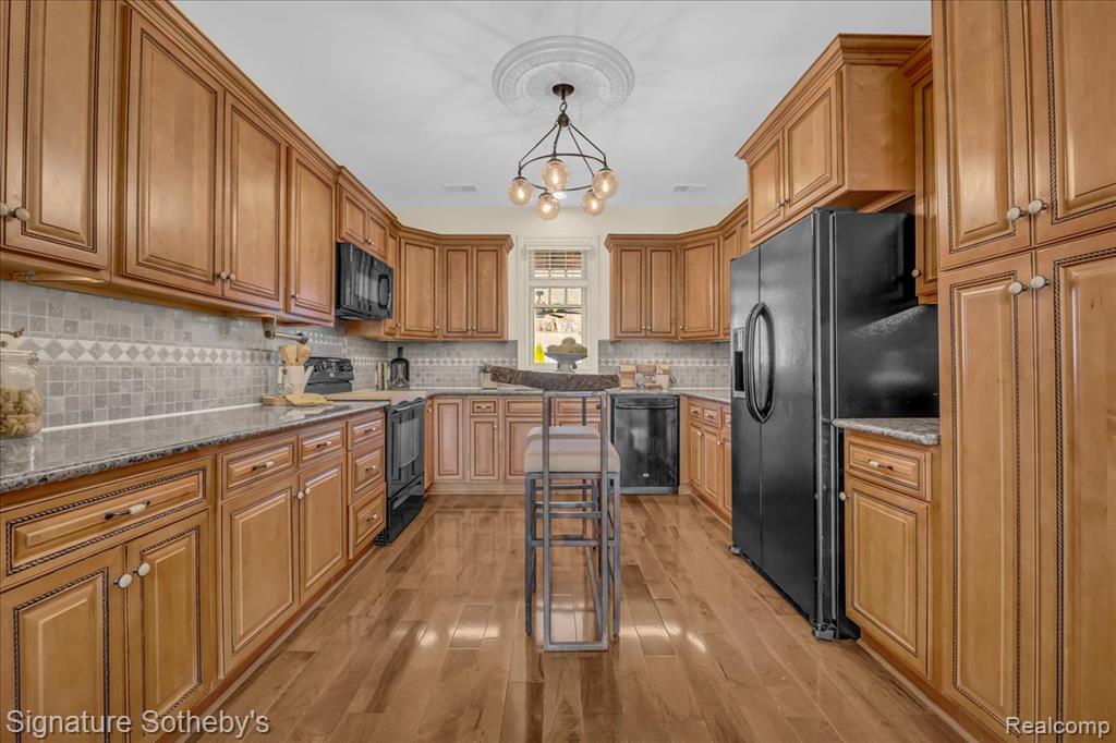 621 DEWEY Street, Royal Oak, MI 48067 — Photo 6