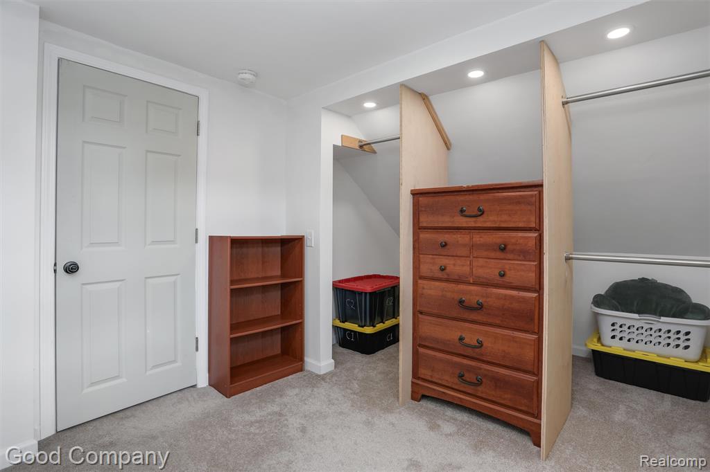 1727 E Elza Avenue, Hazel Park, MI 48030 — Photo 26