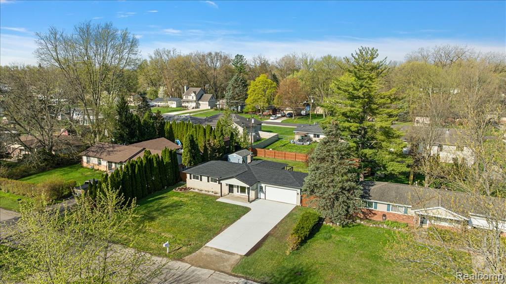 47349 Nita Drive, Utica, MI 48317 — Photo 8
