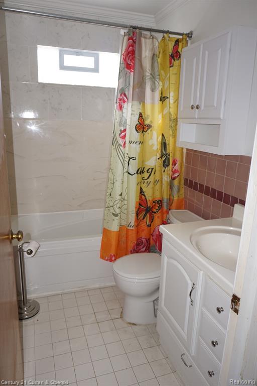 4452 EDGEWOOD Street, Dearborn Heights, MI 48125 — Photo 11