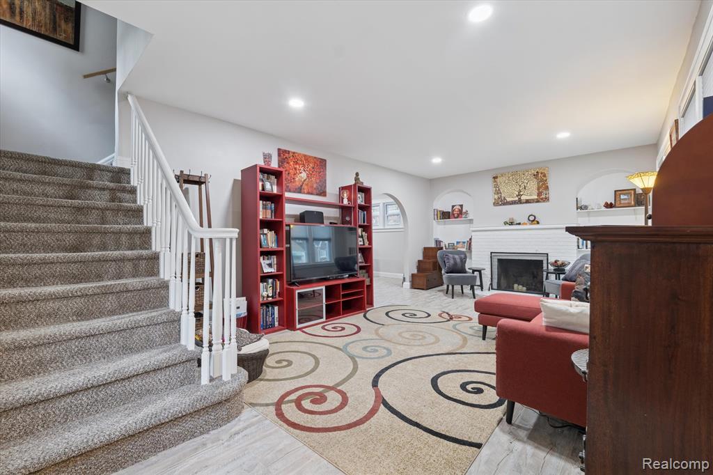 4645 Devonshire Road, Detroit, MI 48224 — Photo 5