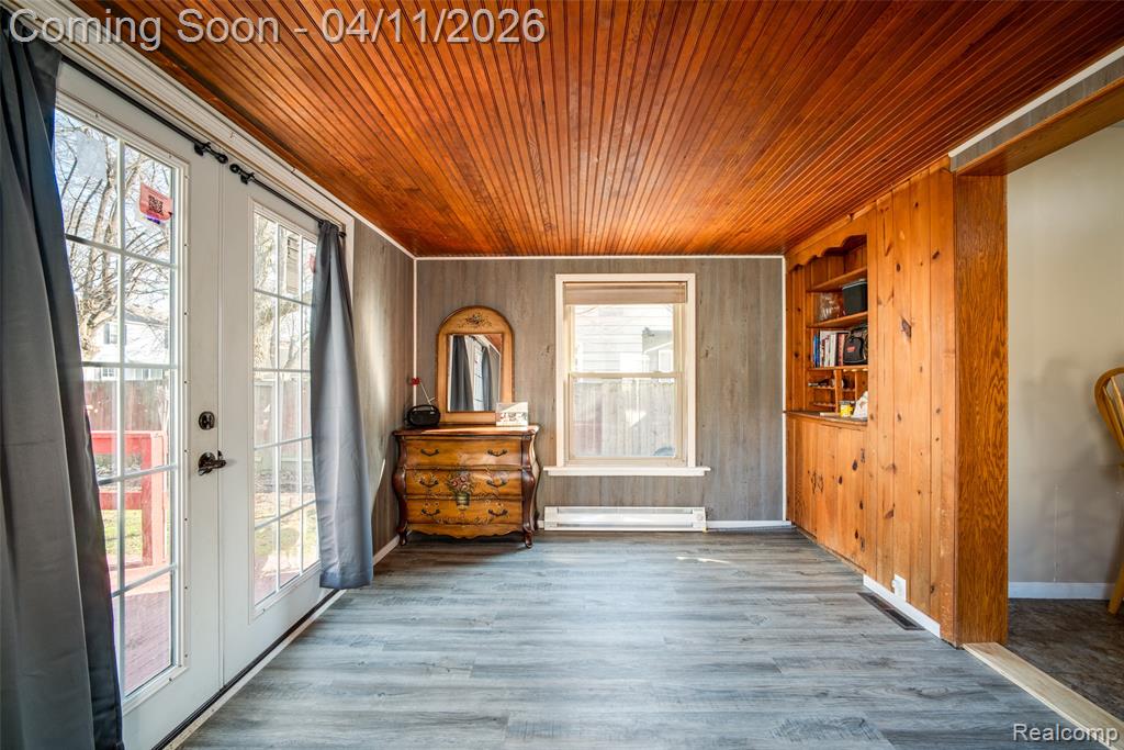 605 S Lynch Street, Flint, MI 48503 — Photo 13