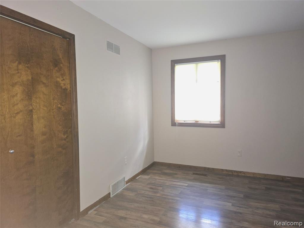 1855 Luneta Court, Commerce Twp, MI 48382 — Photo 11