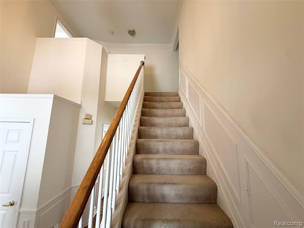 6122 Cherrywood Drive, Ypsilanti, MI 48197 — Photo 10