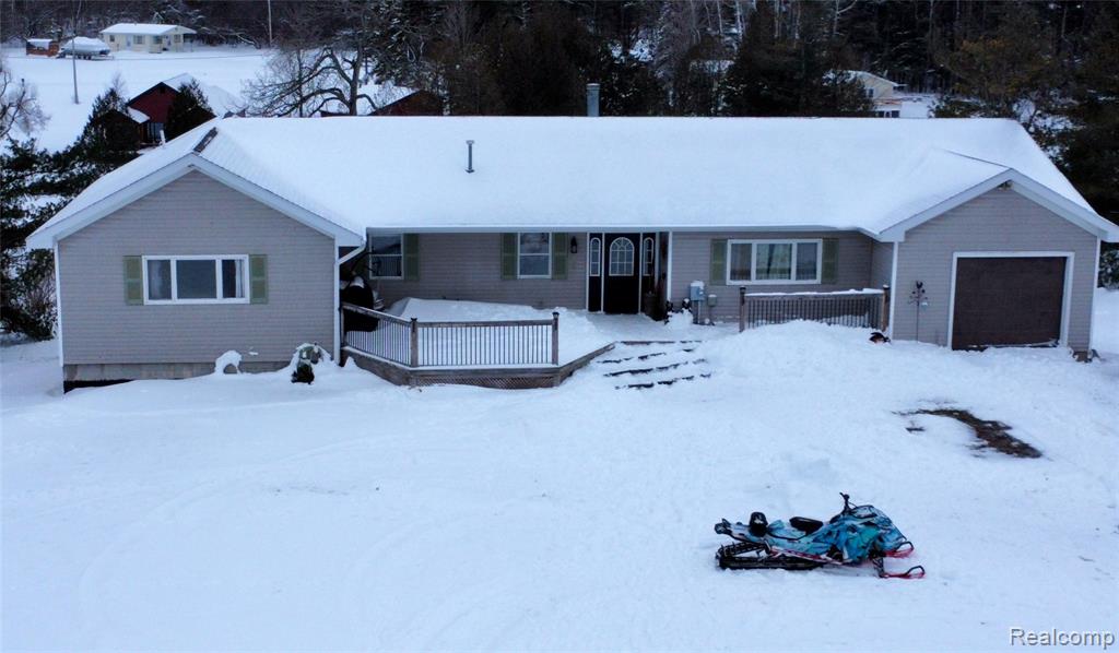 5200 Blue Heron Lane, Cheboygan, MI 49721 — front exterior