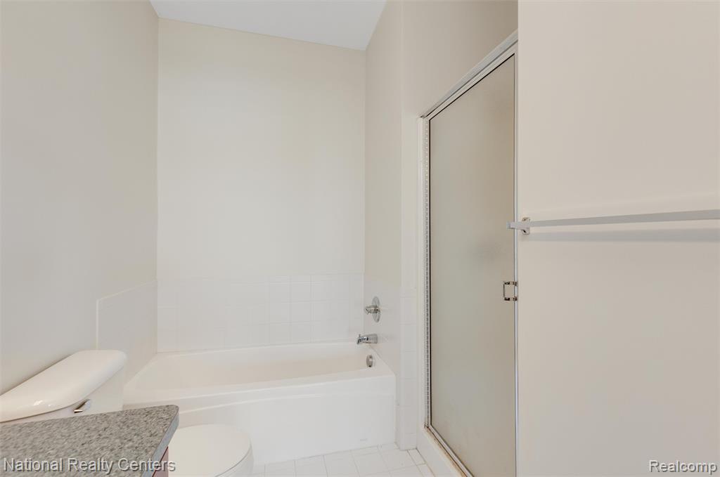 41582 Hamlet Lane, 68, Novi, MI — Photo 23